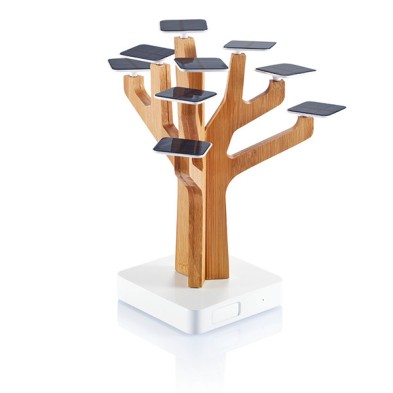 Solar tree charger (P280.132)