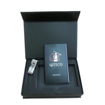 充電器8000mAh-Qitico